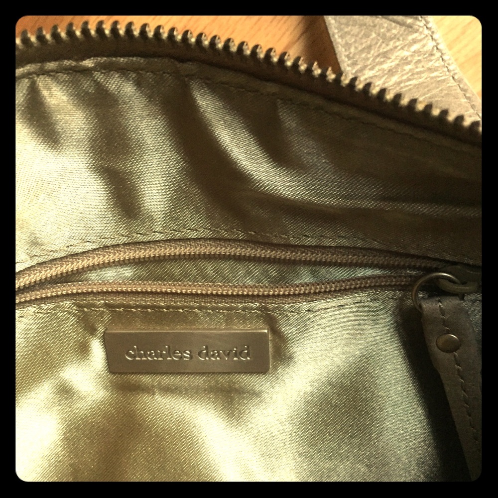 👜NWT Charles David Tan Shoulder Bag👜 - Picture 4 of 6